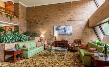 Country Inn & Suites By Carlson Tulsa Central