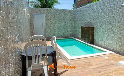 Casa com Piscina e churrasqueira em Camacari