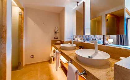 Hotel Creu de Tau Art&Spa-Adults only