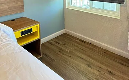 Days Inn by Wyndham Bakersfield