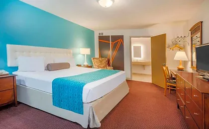 Howard Johnson by Wyndham Traverse City