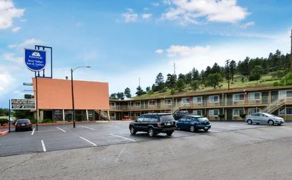 Americas Best Value Inn & Suites Flagstaff