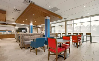 Holiday Inn Express & Suites - Carrollton West By IHG