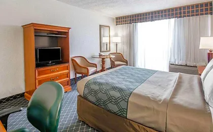 North Miami Beach Gardens Inn & Suites