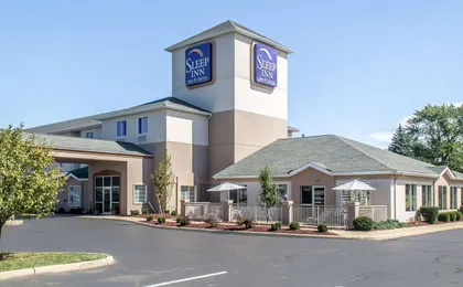 Sleep Inn & Suites - Port Clinton, OH