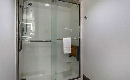 Hampton Inn & Suites Louisville East
