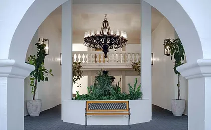 ARIZONA GRAND RESORT & SPA
