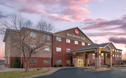 Best Western Plus Capital Inn