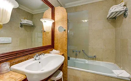 Antiche Figure Hotel