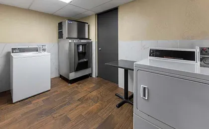 Baymont by Wyndham Downtown Detroit