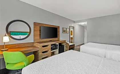 Hampton Inn Omaha/West Dodge Road (Old Mill)