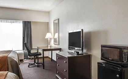 Comfort Inn & Suites Lumberton Central I-95