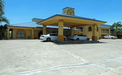 Americas Best Value Inn - Bishop / Kingsville