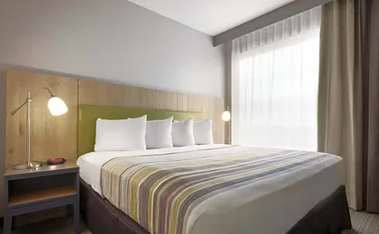 Country Inn & Suites by Radisson Bismarck Waterpark