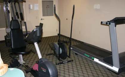 Maron Hotel And Suites