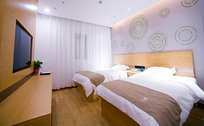 GreenTree Inn ZhenJiang Jurong City Tianwang Town Tianzheng Square