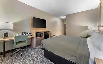 Best Western Plus Executive Inn