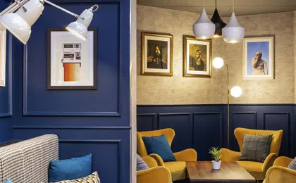 Bar Lounge