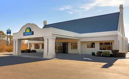 Days Inn by Wyndham Emporia
