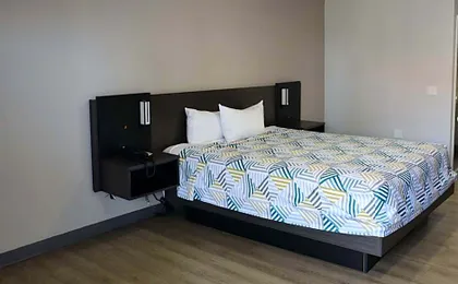 Motel 6-San Diego, CA - Southbay