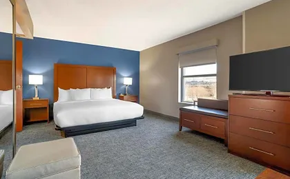 Comfort Suites near Birkdale Village - Huntersville