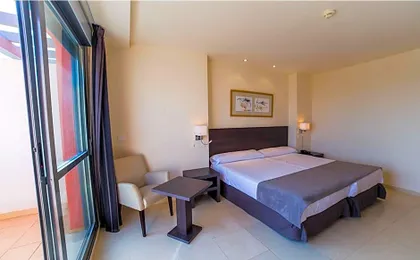 Hotel Adaria Vera