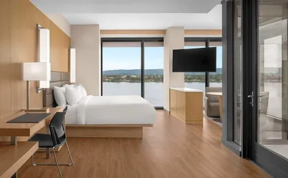 AC Hotel Vancouver Waterfront