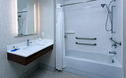 Holiday Inn Express Hotel & Suites Dothan North By IHG