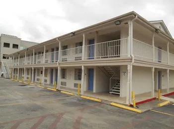 Motel 6 San Antonio Downtown - Riverwalk