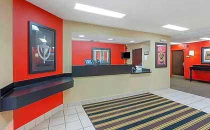 Extended Stay America Select Suites - Springfield - South