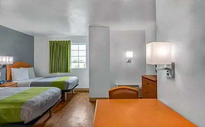 Studio 6-Opelika, AL - Auburn Al