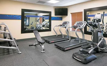 Hampton Inn & Suites Mason City