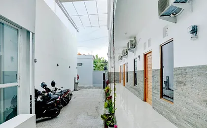 OYO Flagship 90756 Melasti Hills Room & Cafe