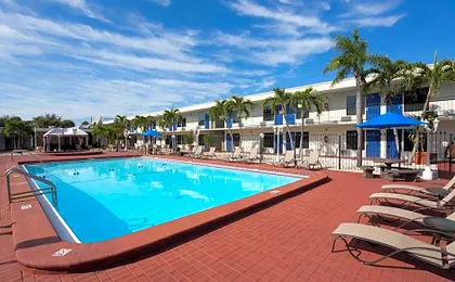 Days Inn by Wyndham St. Petersburg / Tampa Bay Area
