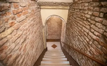 Alla Vigna Room Only