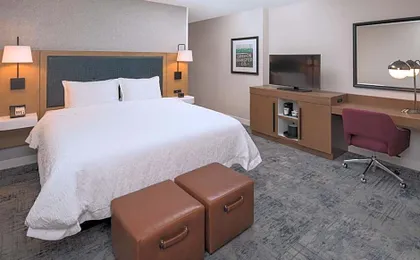 Hampton Inn & Suites Portland/Pearl District