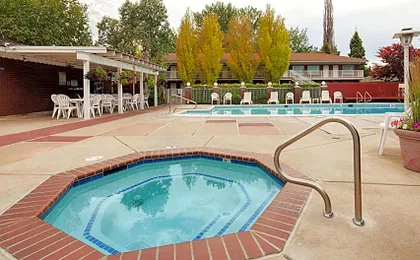 Baugh Motel, SureStay Collection by Best Western