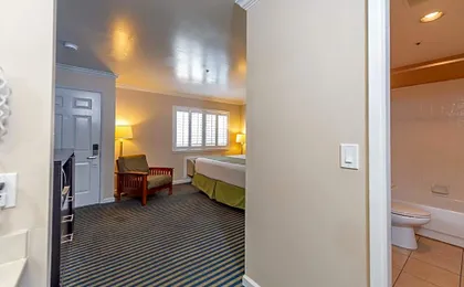 Ocean Pacific Lodge