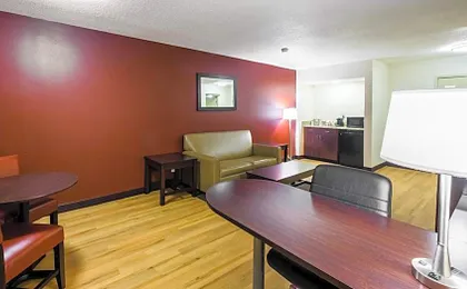 Red Roof Inn PLUS+ South Deerfield - Amherst