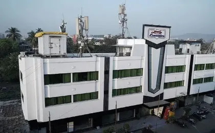 Hotel Naaz Executive Near T2 Airport