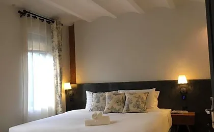 Hotel Noir