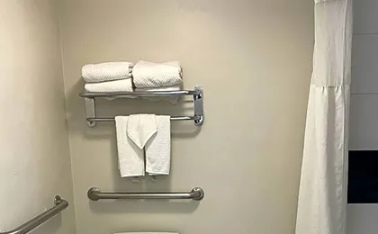 Quality Inn & Suites Goodyear - Phoenix West