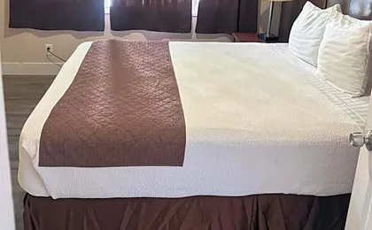 Holiday Lodge