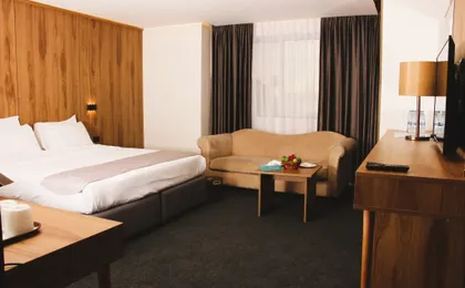 Sandy palace Hotel