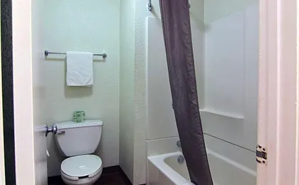 Motel 6-Bismarck, ND
