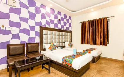 FabHotel De Sivalika - 500m from Belur Math