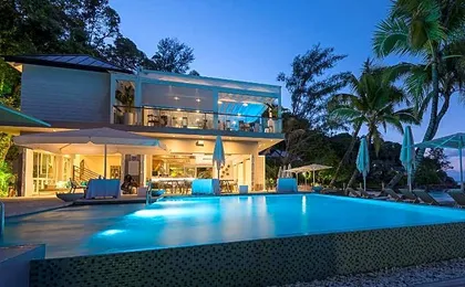 Carana Beach Hotel