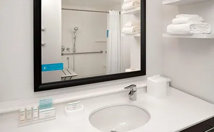 Hampton Inn & Suites Portland/Pearl District