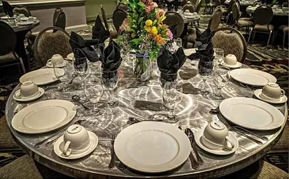 DoubleTree By Hilton Decatur Riverfront