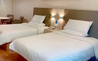Hanting Hotel Shuangyashan Xinxing Street